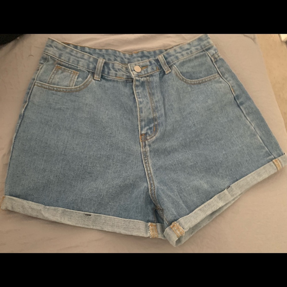 🚨OFFERNOW🚨SUMMER BLUE JEAN SHORTS